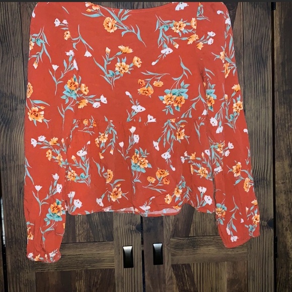 American eagle bundle two floral print tops size XS tunic and cropped - Picture 7 of 8